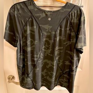 Lululemon camouflage workout top